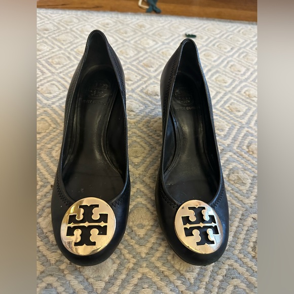 Good condition Tory Burch wedges - Picture 1 of 3